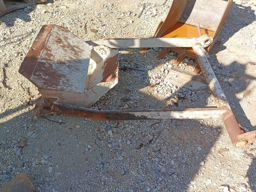 Ausa 500 RMX X4 Tipptrucker