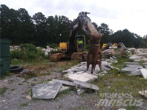 Volvo EC 330 Beltegraver