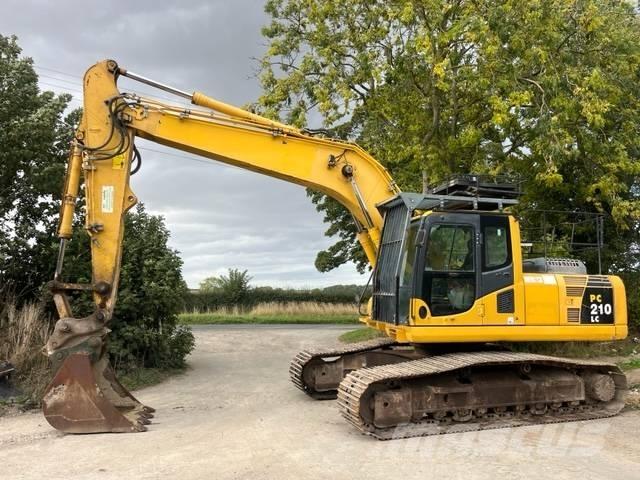 Komatsu PC 210 LC-8 Beltegraver