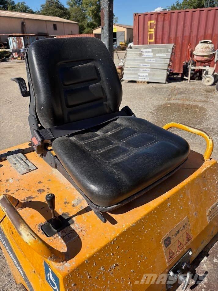 Thwaites Mach 203 Mini dumpere