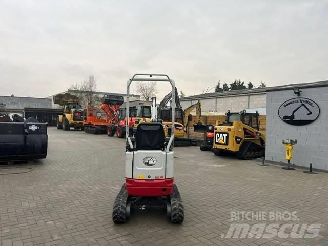 Takeuchi TB 210 R Minigravere <7t
