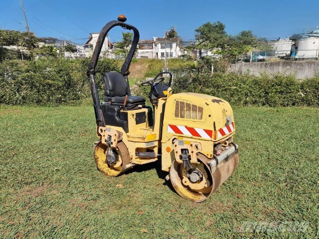 Dynapac CC 1000 Tandem Valser