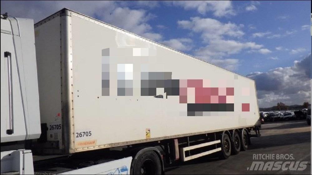 Fruehauf FST4FC Lettisolert skaptrailer