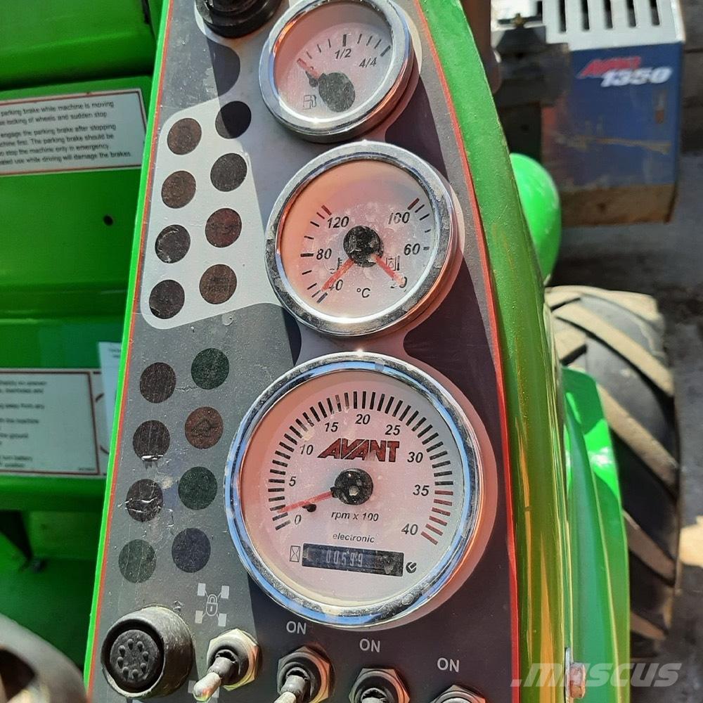 Avant 635 Kompaktlaster