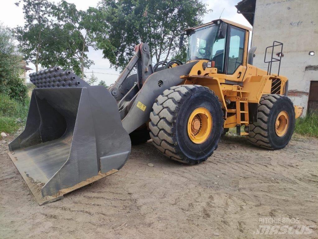 Volvo L 220 F Hjullastere