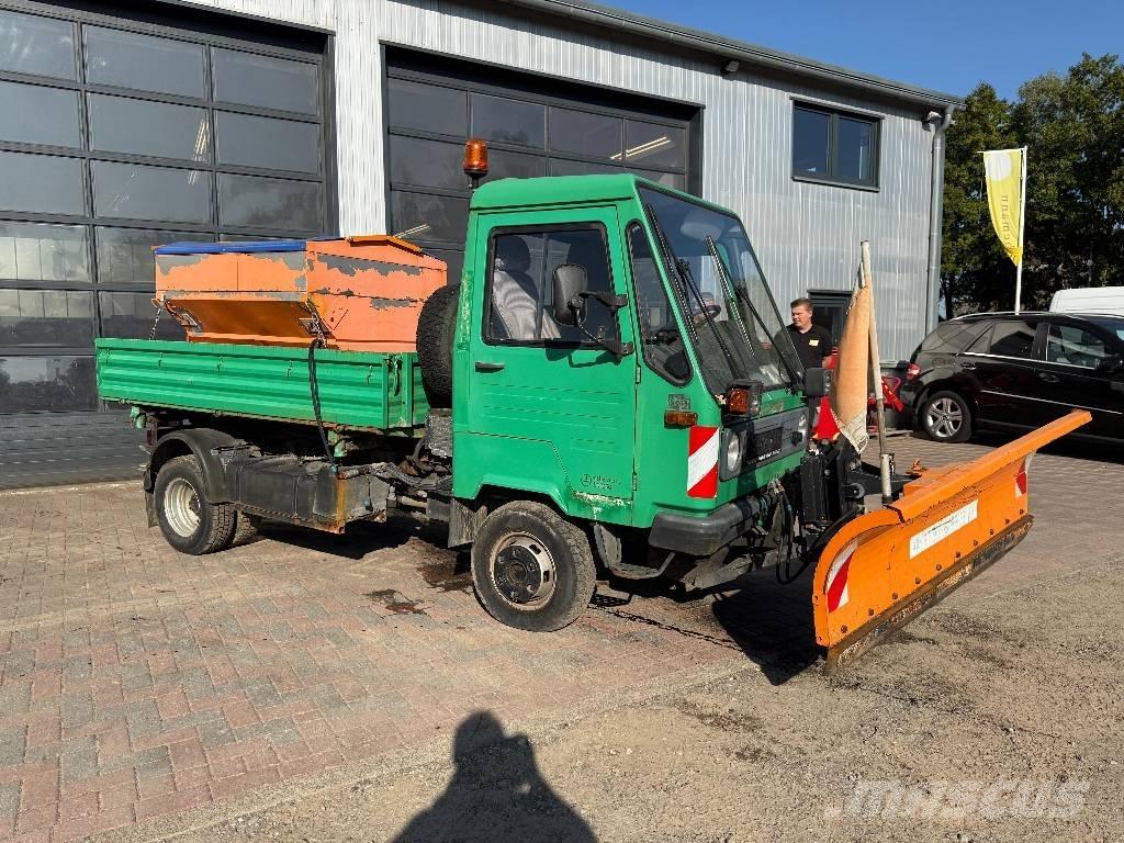 Multicar M 26 Redskapsbærere