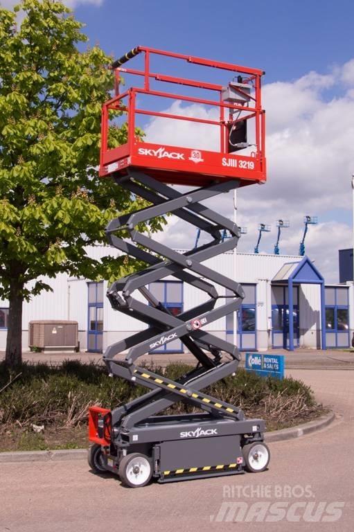SkyJack SJIII3219 Sakselifter