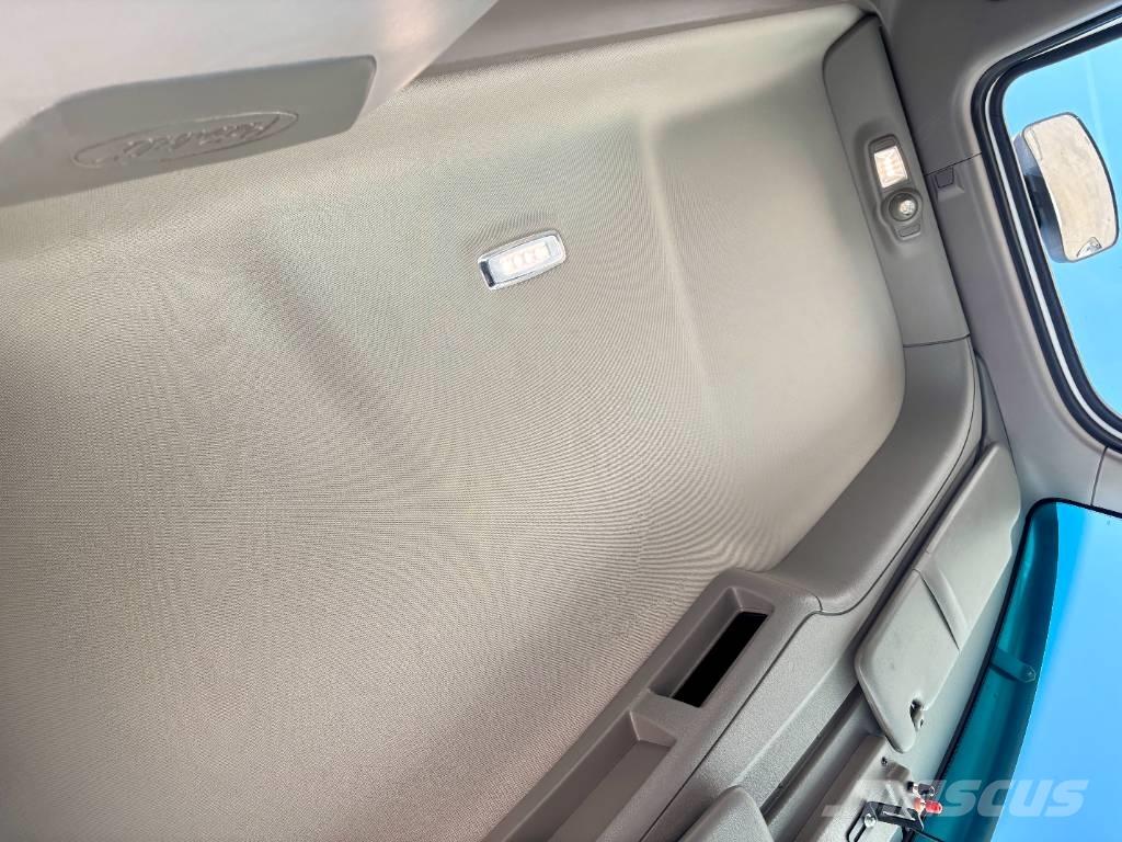 Peterbilt 567 Trekkvogner