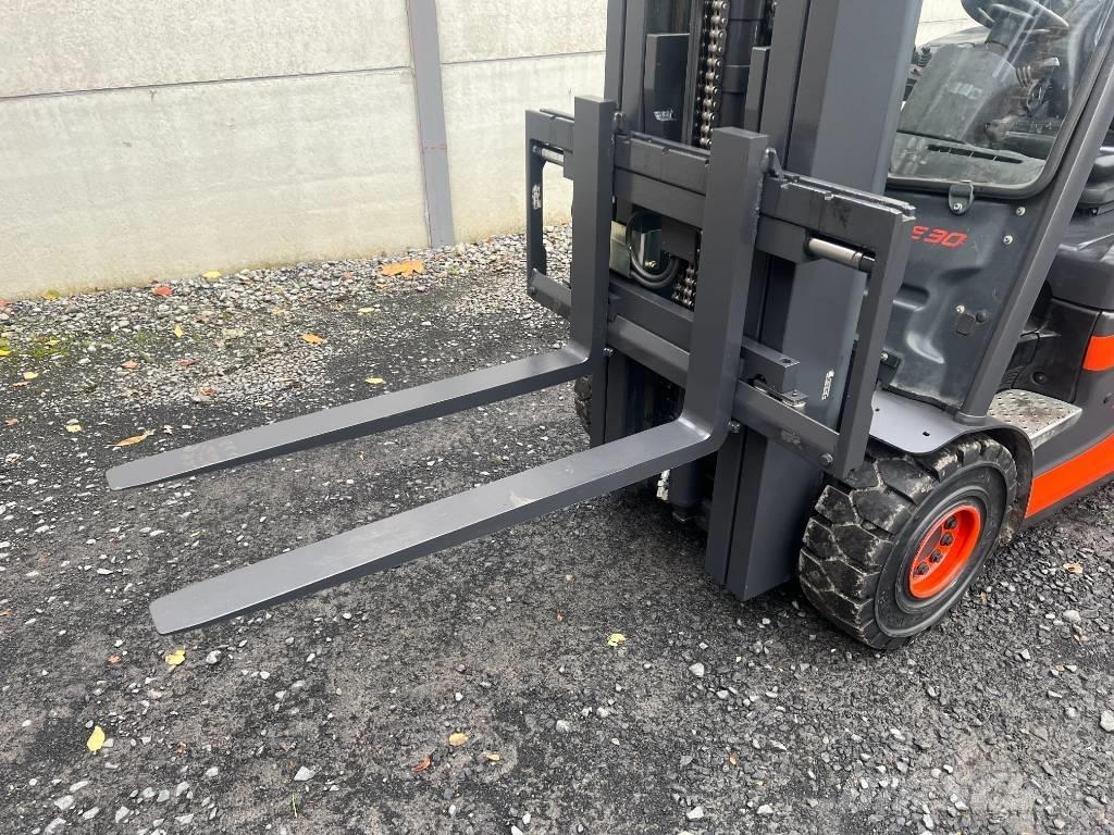 Linde E30L-01 Elektriske trucker