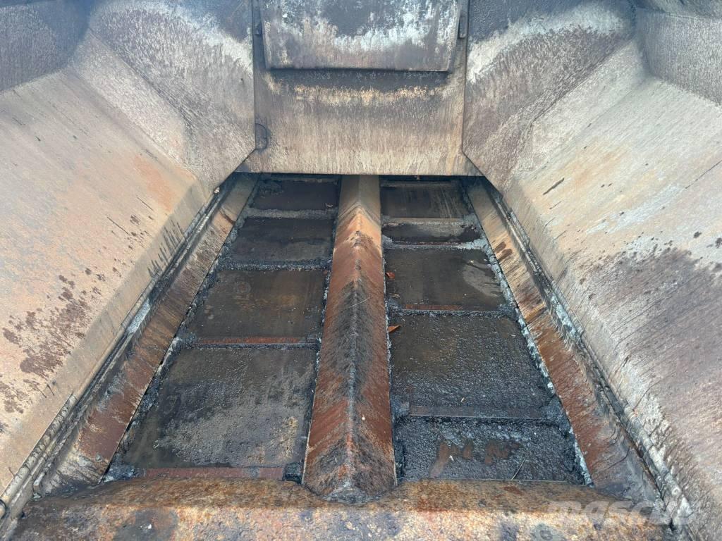 ABG Titan 273 Asfaltutleggere