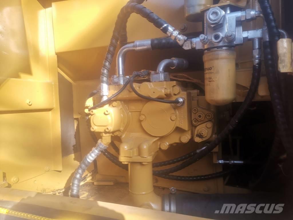 CAT 320 D Beltegraver