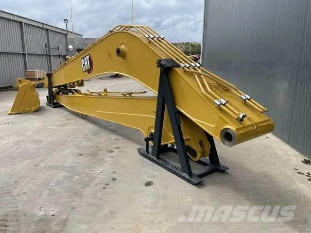 CAT 323 NG 18m Set Traktorgravere