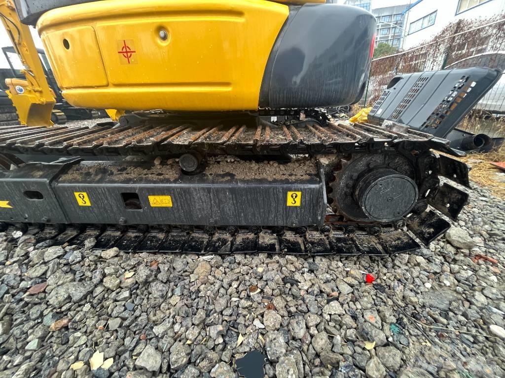 Komatsu PC 35 Beltegraver