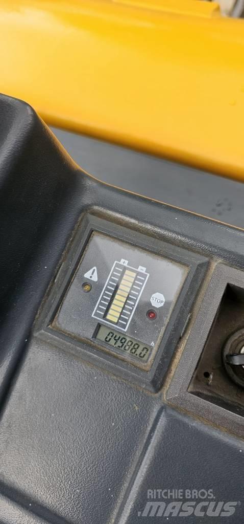 Jungheinrich ERE220 Lavtløftende truck