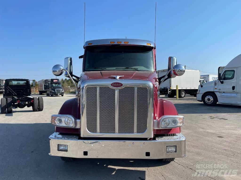 Peterbilt 567 Trekkvogner