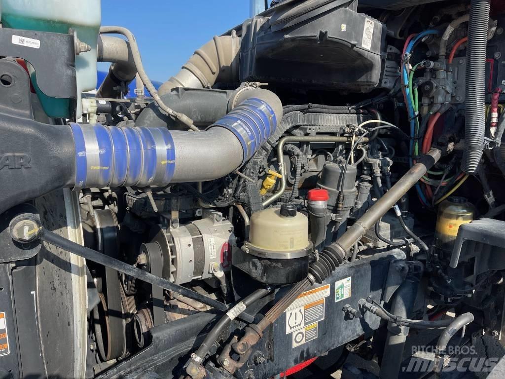 Peterbilt 567 Trekkvogner