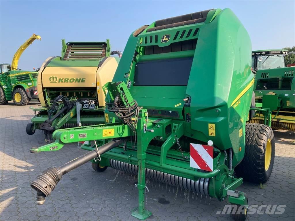 John Deere V451M Rundballepresser