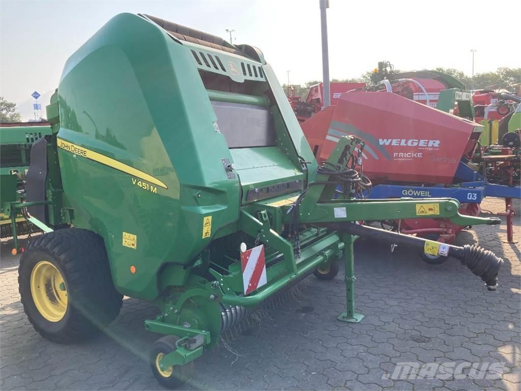 John Deere V451M Rundballepresser
