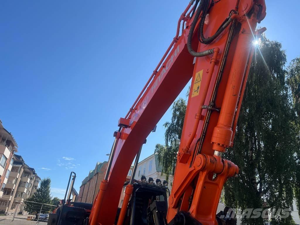 Hitachi ZX 210 LC-5B Beltegraver