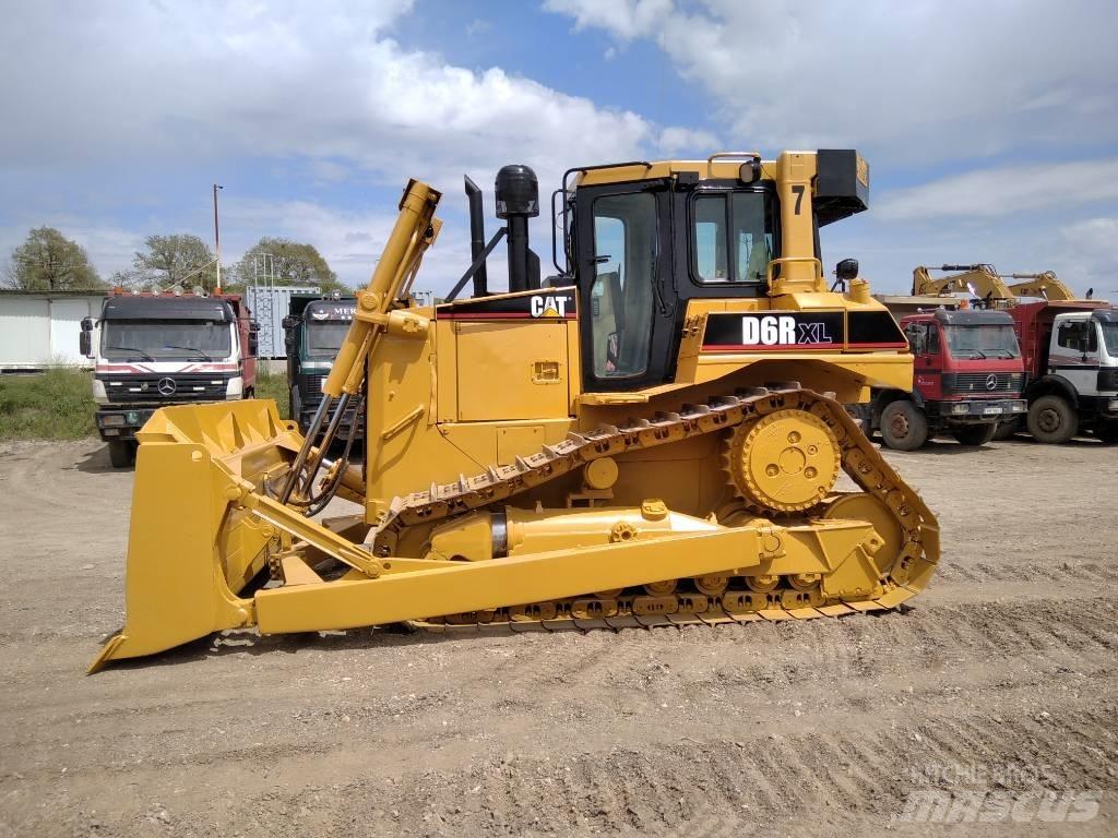 CAT D 6 R XL Bulldosere