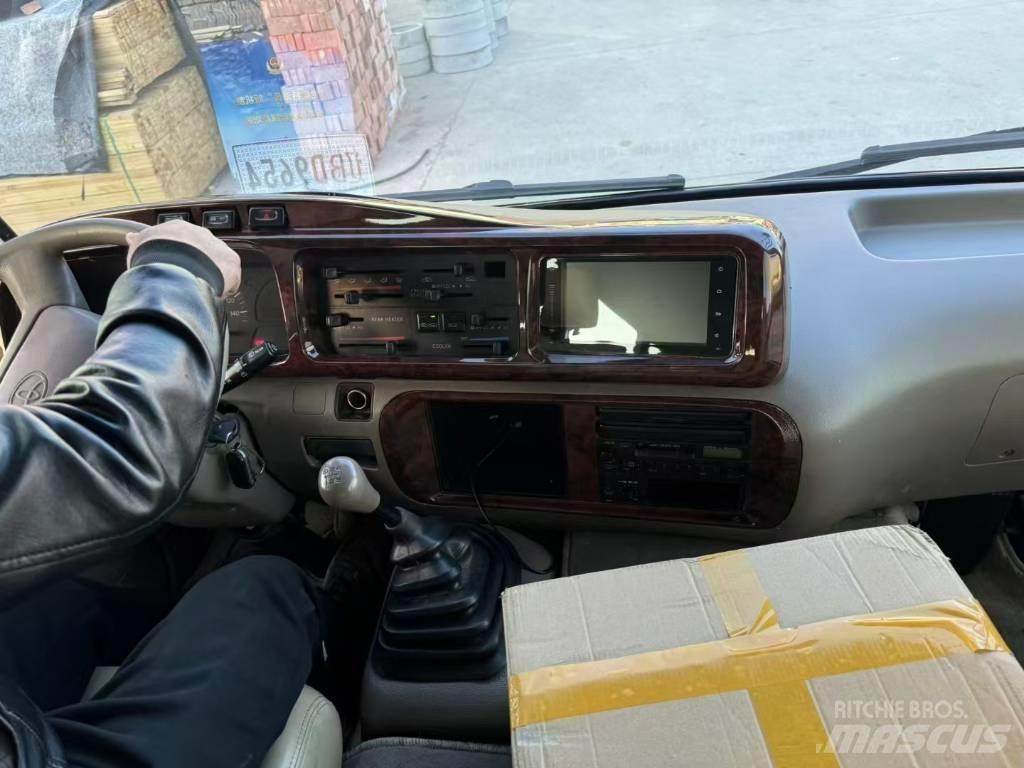Toyota Coaster Intercity busser