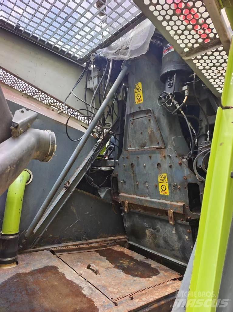 CLAAS Jaguar 870 Selvdrevne fôrhøstere