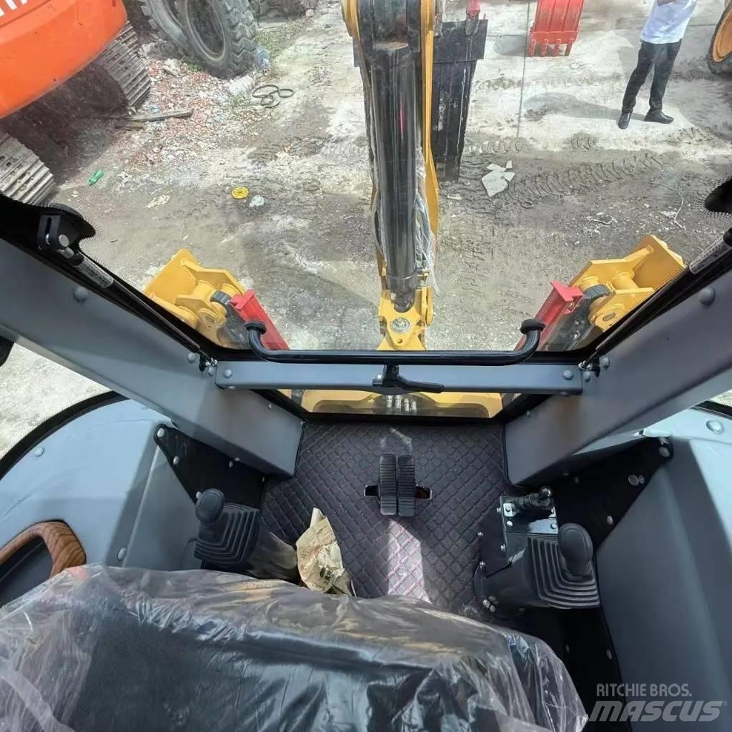 CAT 420 D Traktorgravere
