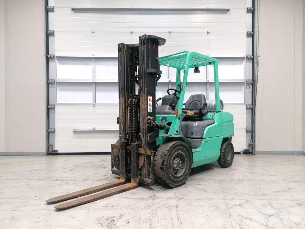 Mitsubishi FG35NT Propan trucker