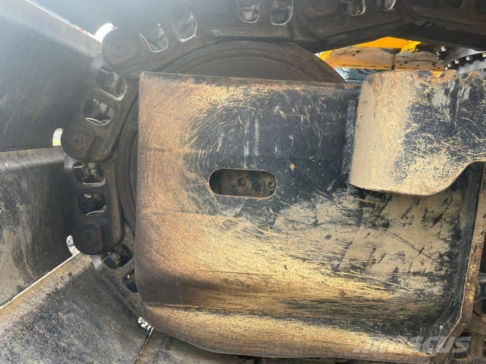 JCB 140 X LC Beltegraver