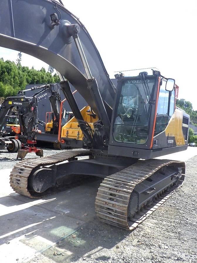 Volvo EC 300 E Beltegraver