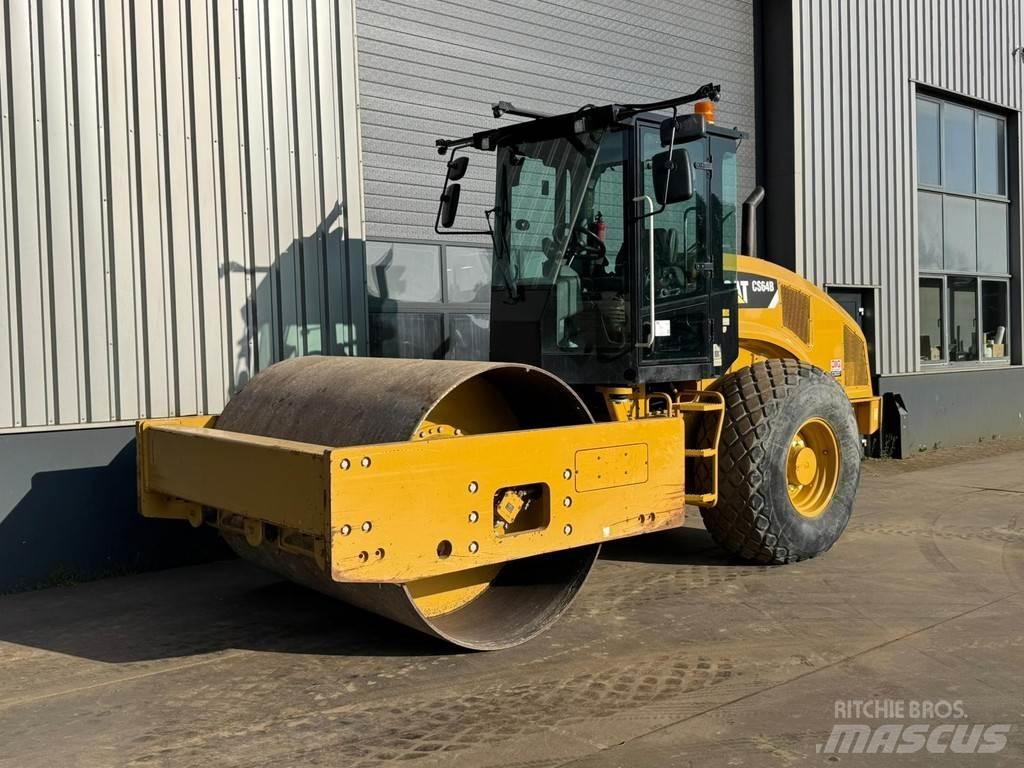 CAT CS64 Valsetog