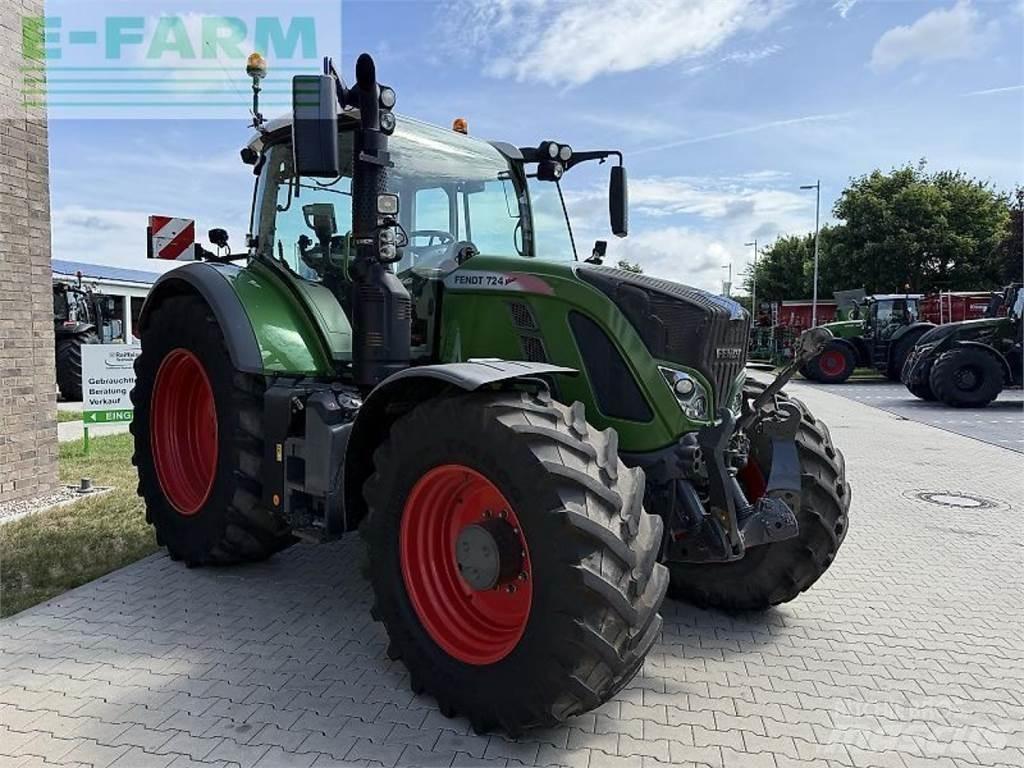 Fendt 724 vario s4 Traktorer