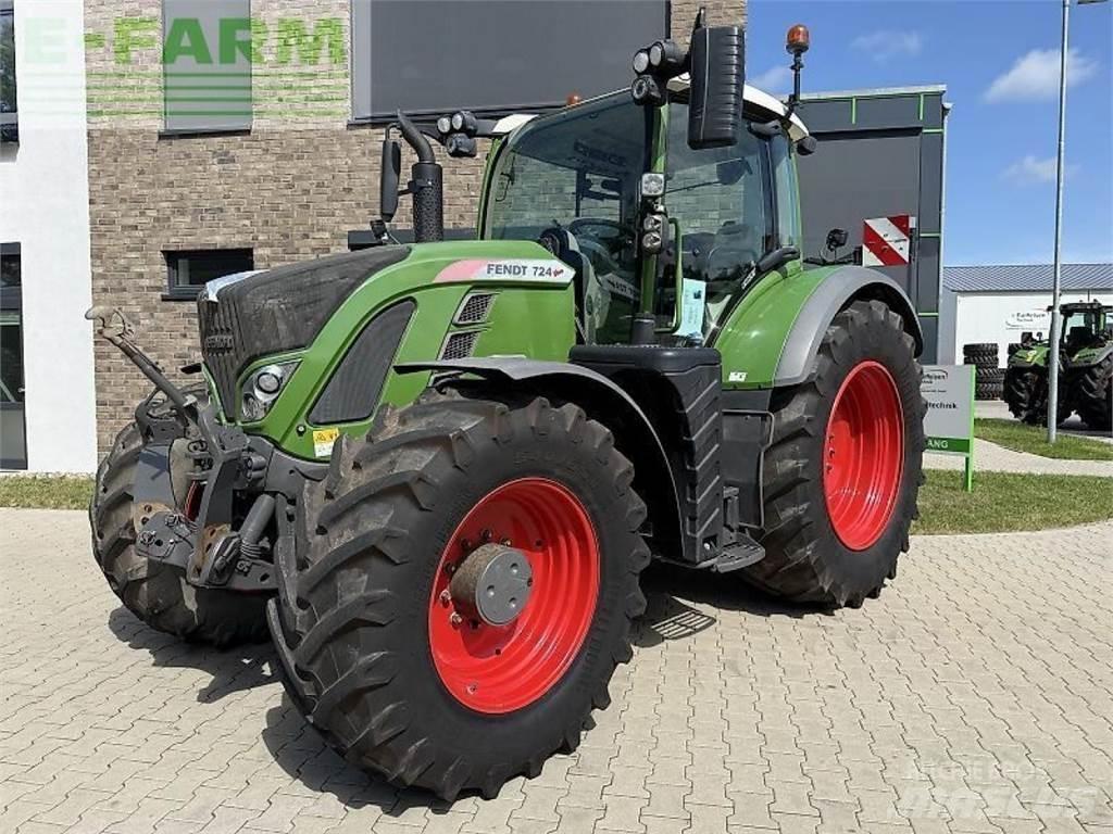 Fendt 724 vario s4 Traktorer
