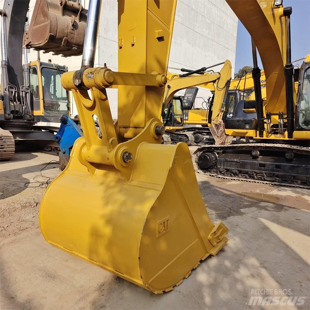 CAT 329 D Beltegraver