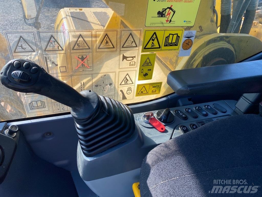 Komatsu PC350LC-8 Beltegraver