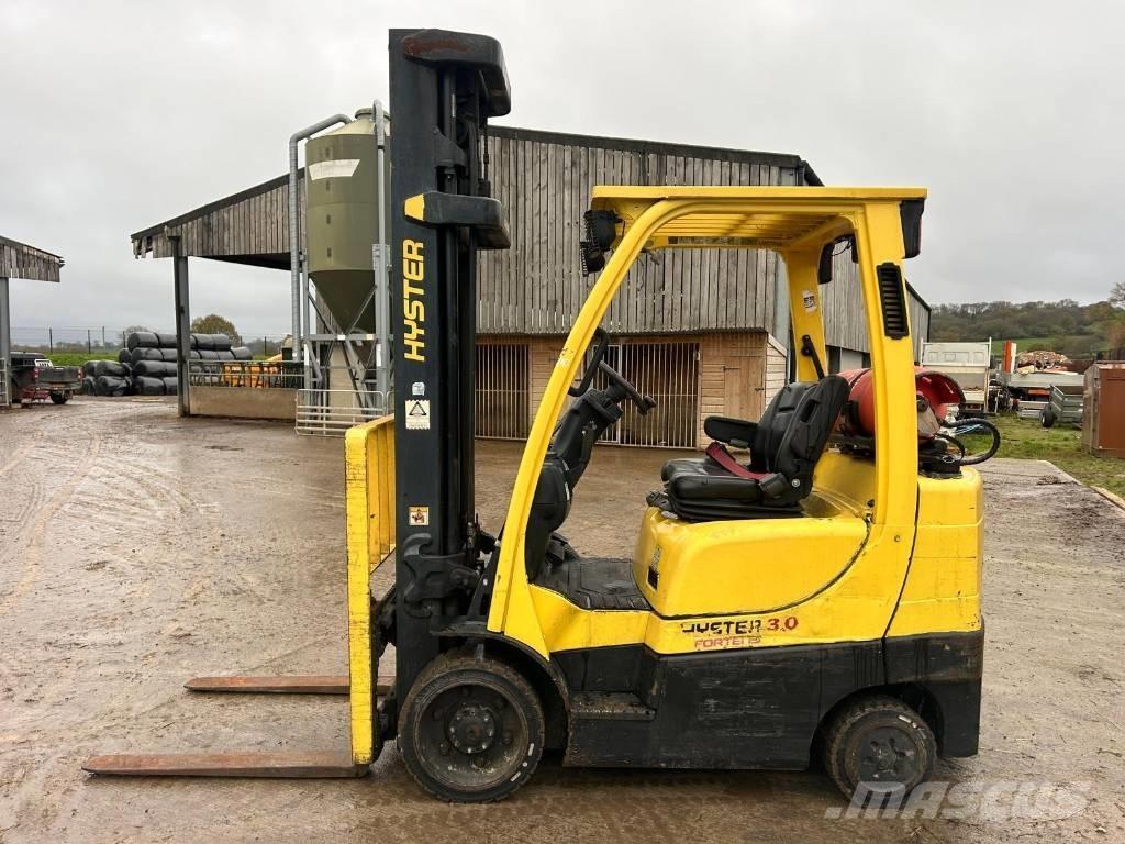 Hyster S 30 FT Propan trucker