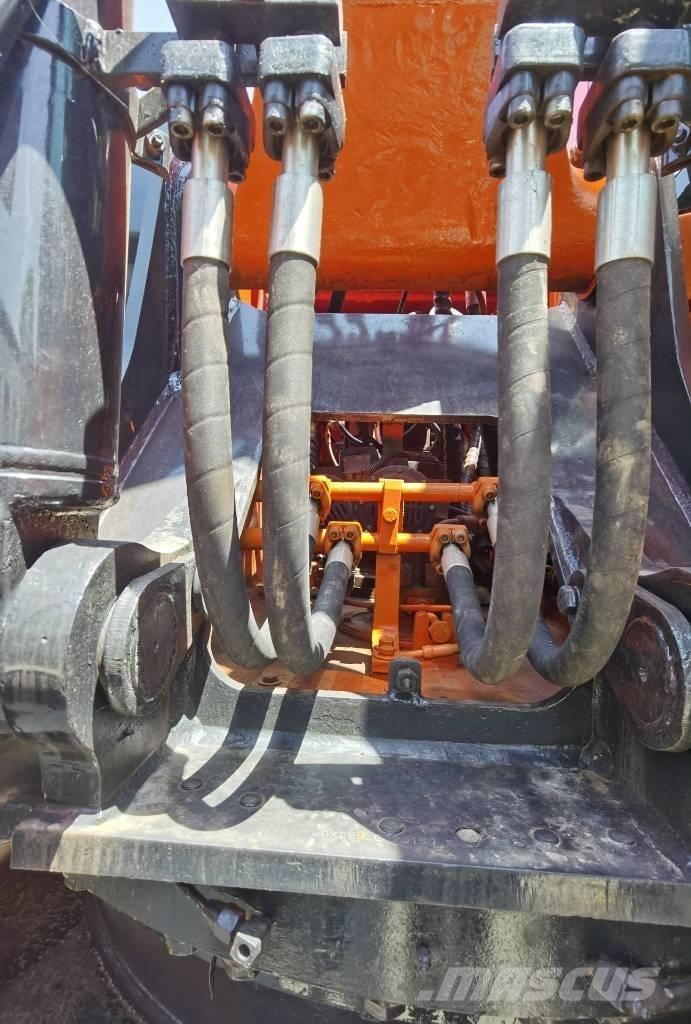 Doosan DX 225 LC-9C Beltegraver
