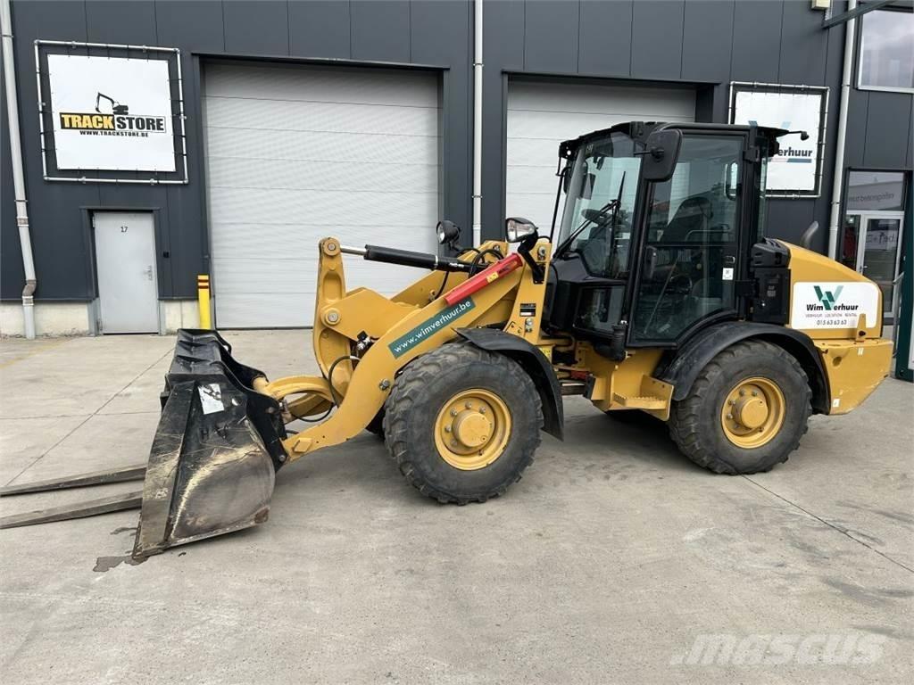 CAT 906M (8758) Kompaktlaster