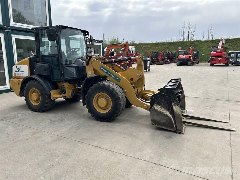 CAT 906M (8758) Kompaktlaster