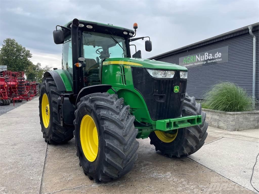 John Deere 7230 R Traktorer
