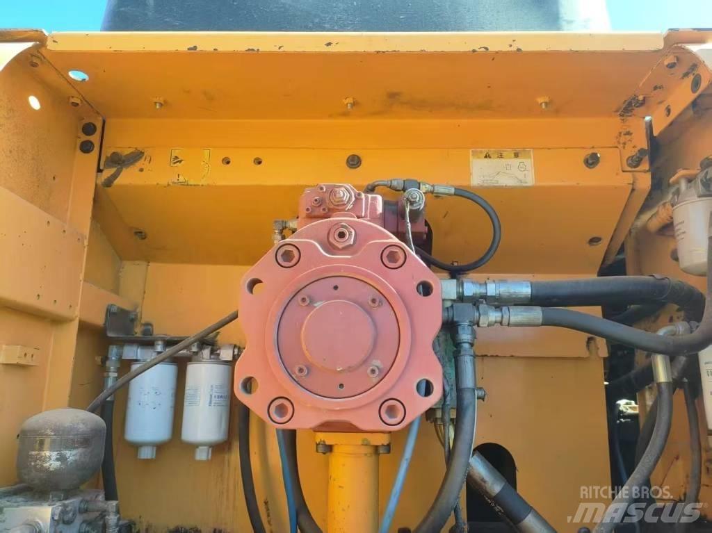 Hyundai R520LC-9T Beltegraver