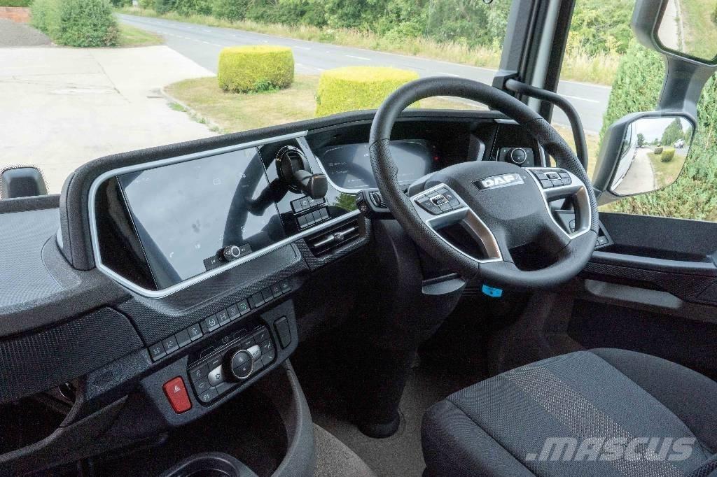 DAF XD 450 FAX 8x2 Tankbiler
