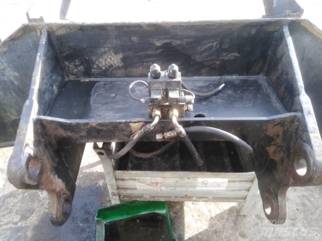 CAT M 318 Chassis og understell