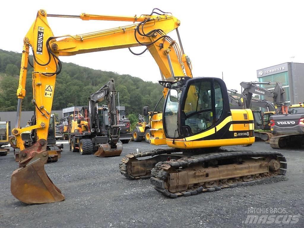 JCB JZ 235 LC Beltegraver
