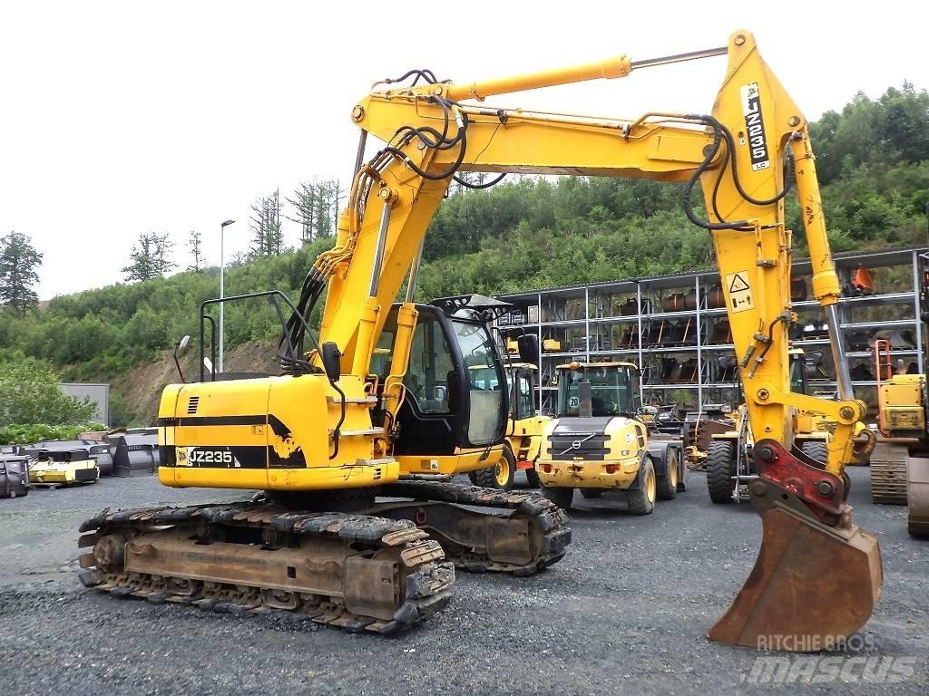 JCB JZ 235 LC Beltegraver
