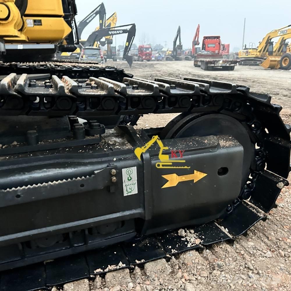 Komatsu PC 450-8 Beltegraver