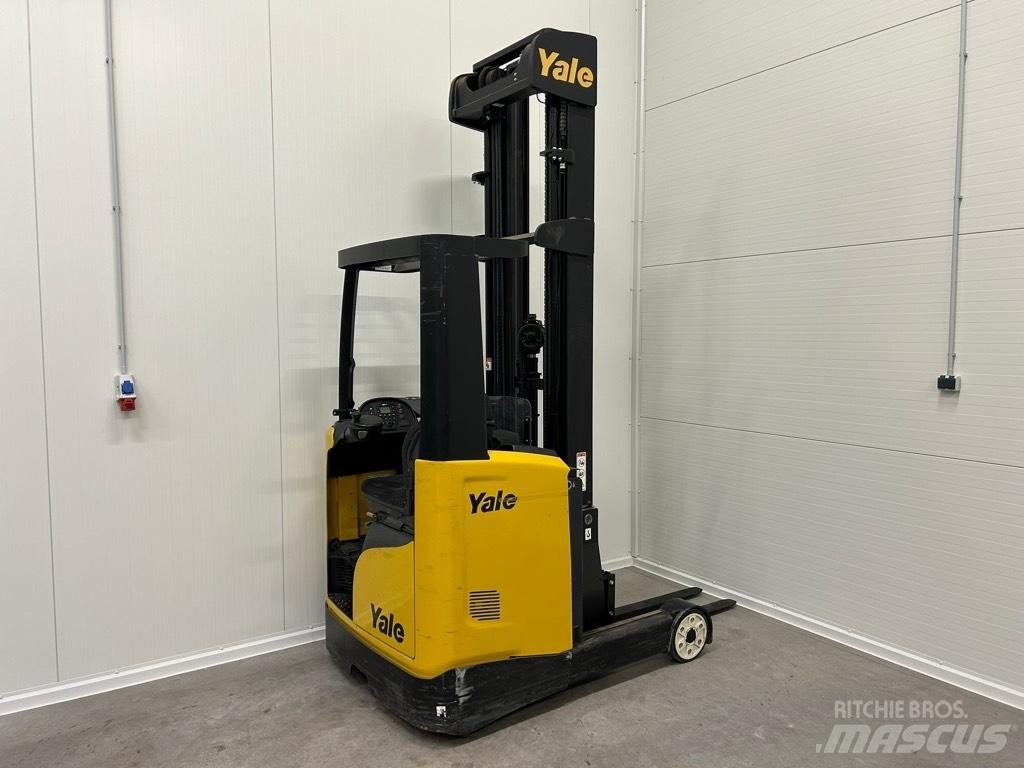 Yale MR 14 Skyvemasttruck