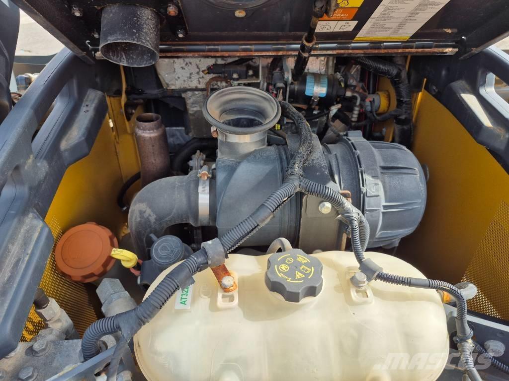 John Deere 320G Kompaktlastere