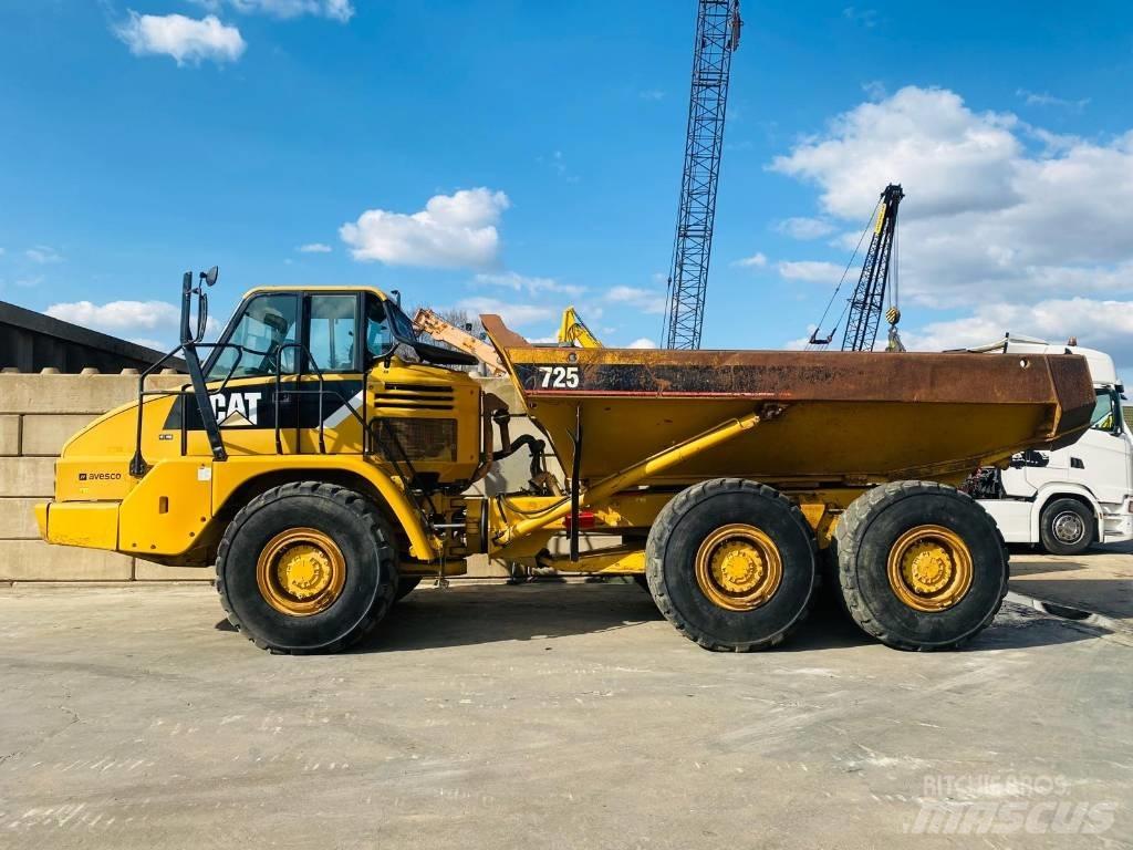 CAT 725 Rammestyrte Dumpere