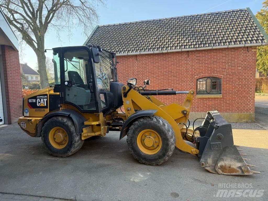 CAT 907M Hjullastere